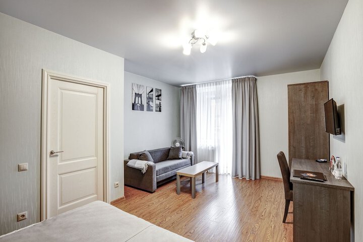 Room 5 of 53