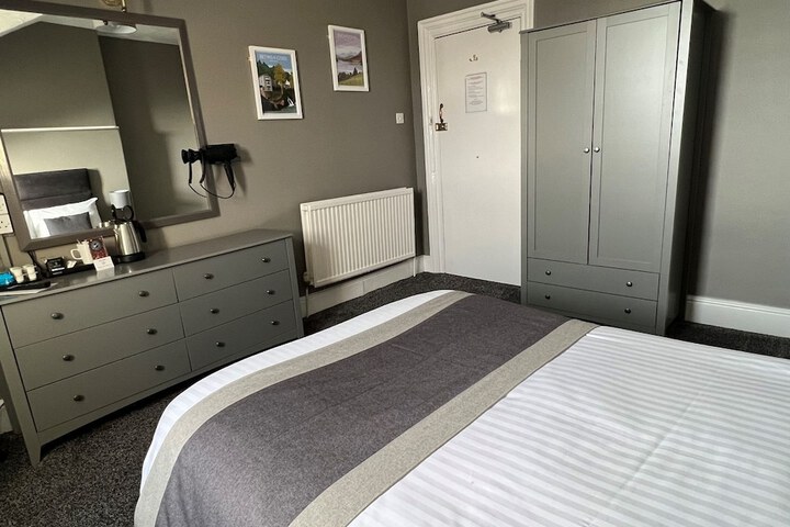 Room 17 of 54