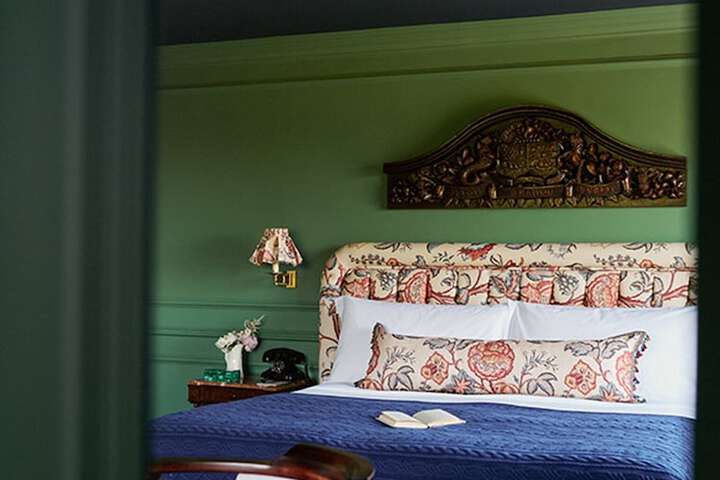 Room 13 of 81