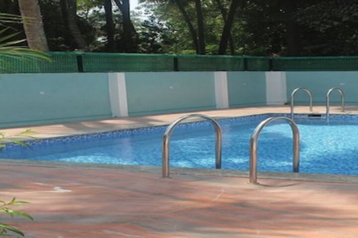 Pool 18 of 26