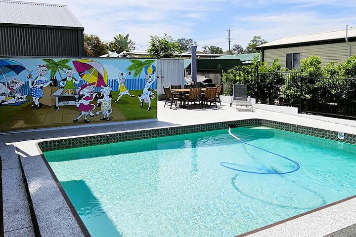 Pool 84 of 96