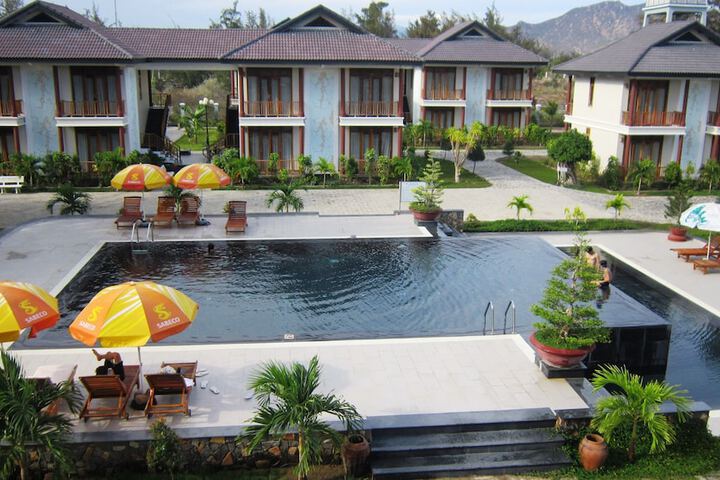 Pool 17 of 45