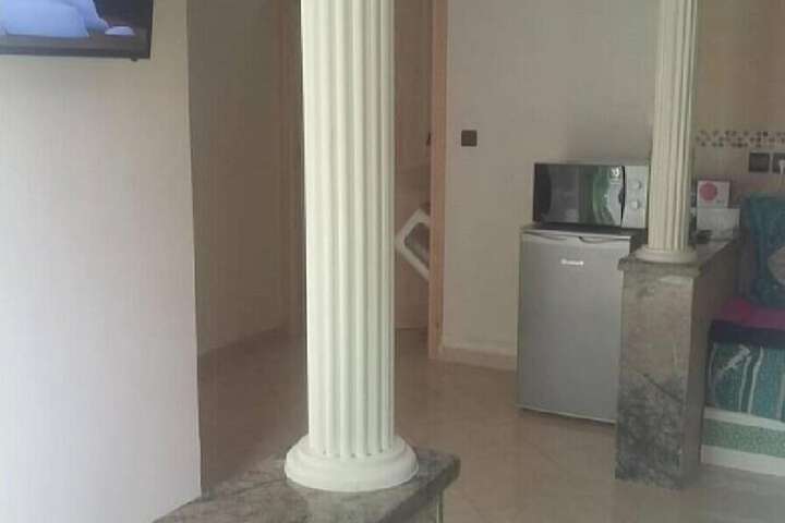 Room 12 of 21