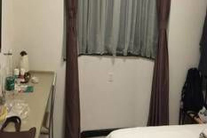 Room 20 of 31