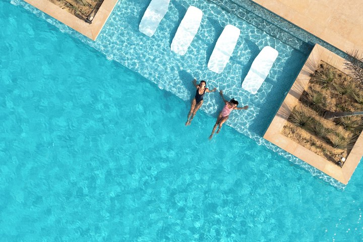 Pool 16 of 55
