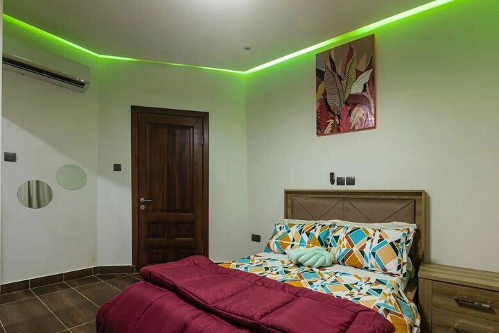 Room 13 of 67