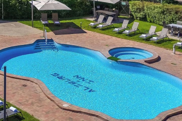 Pool 57 of 90