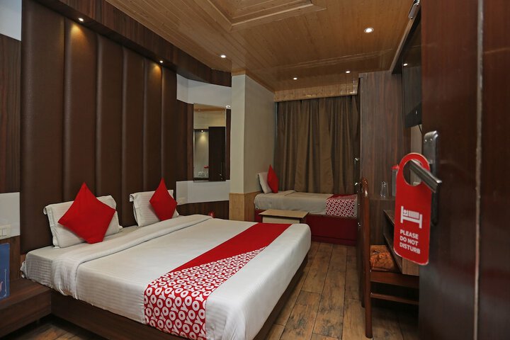Room 18 of 25