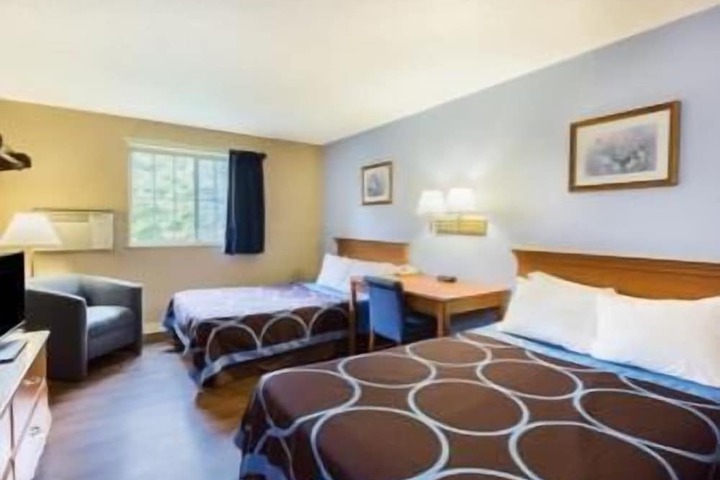 Room 20 of 32