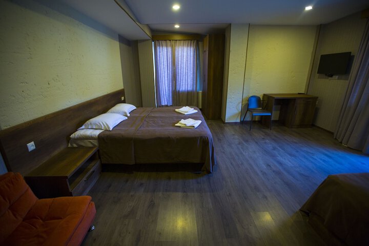 Room 18 of 52