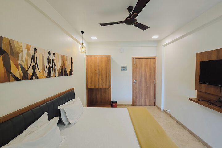 Room 37 of 125