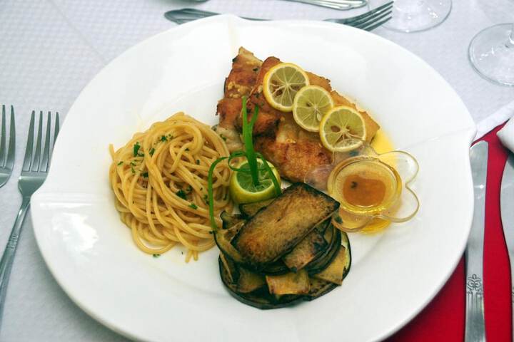 Dining Photos