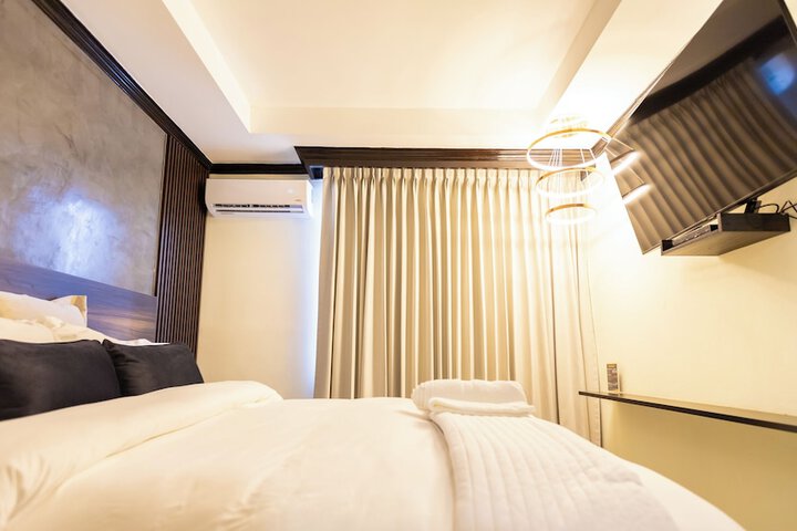 Room 27 of 137