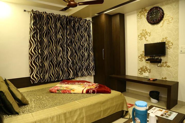 Room 14 of 31