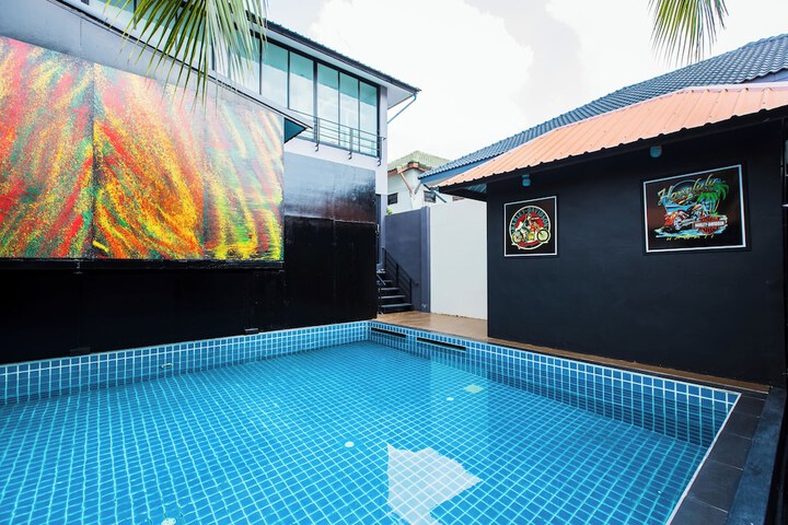 Pool 106 of 181