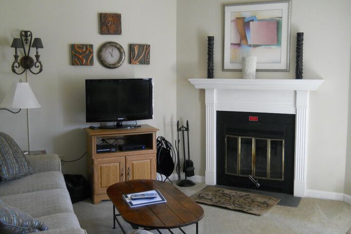 Room 9 of 13