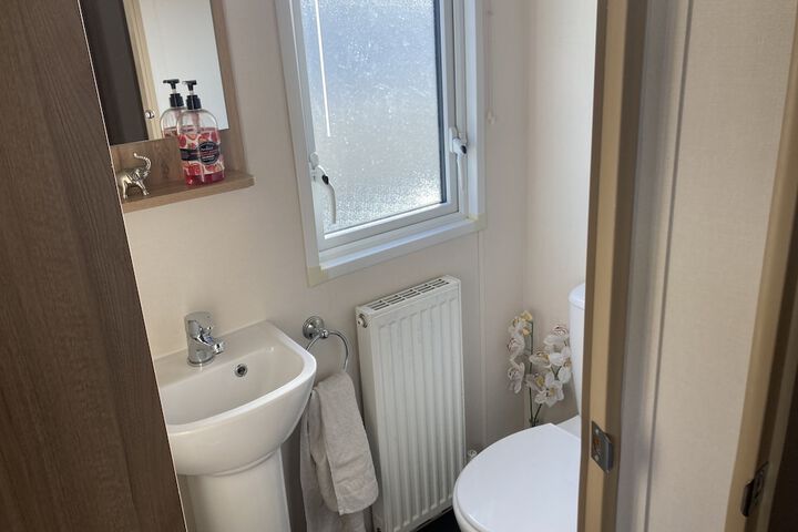 Room 15 of 29