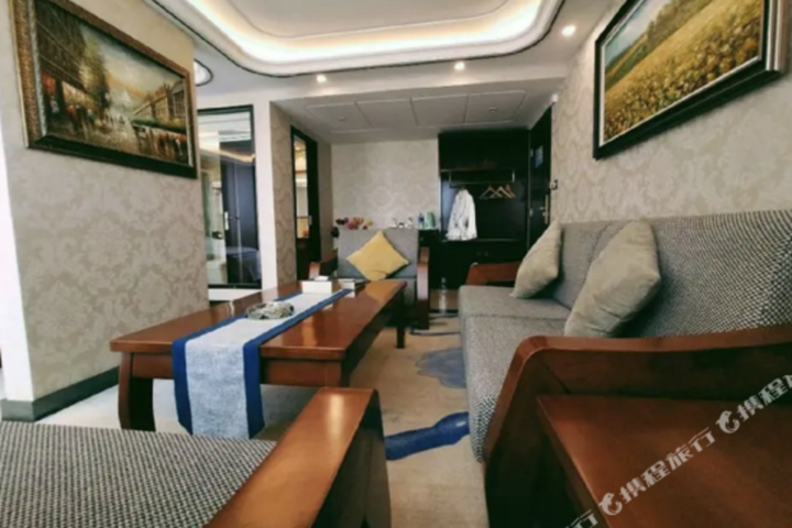 Lini Hotel ( (Kunming Aegean Sea Shopping Park)