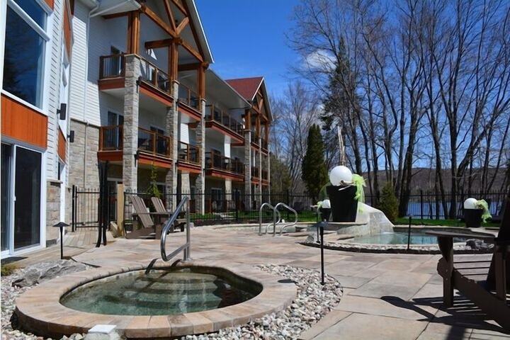 Hotel 60 of 61