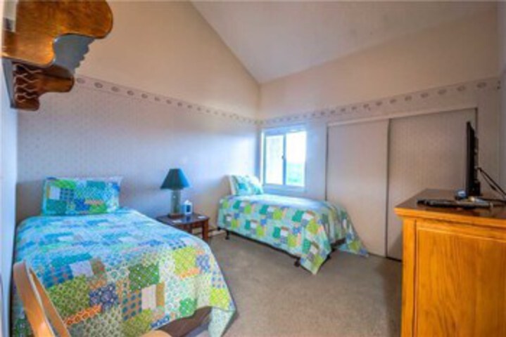 Room 22 of 27