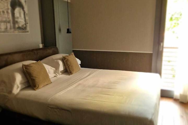 Room 16 of 39