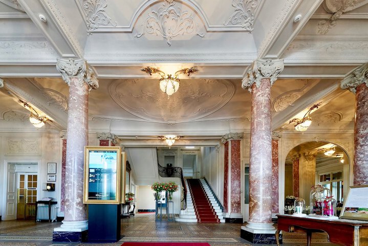 Hotel 2 of 84