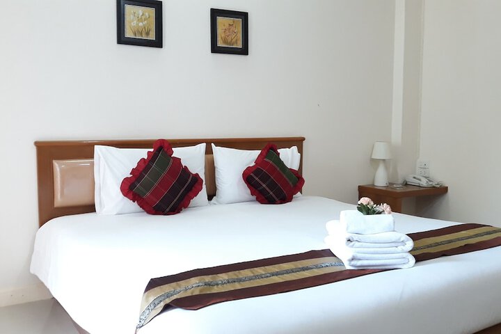 Room 14 of 25