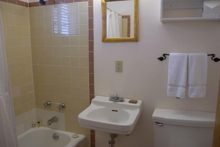 Room 30 of 139