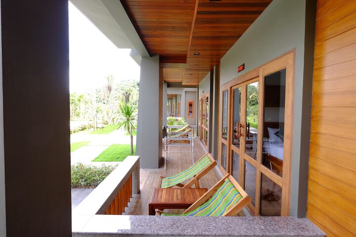 Terrace/Patio 33 of 101