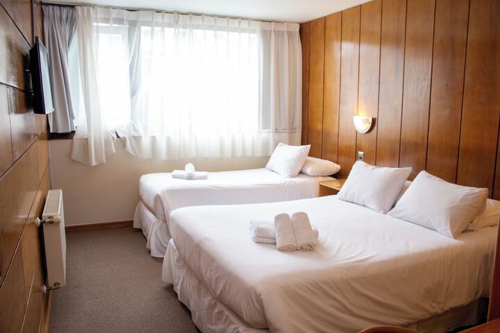 Room 44 of 77