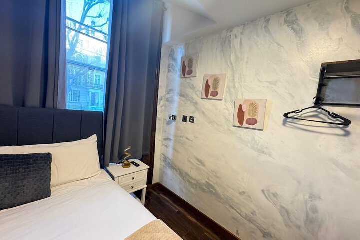 Room 159 of 234
