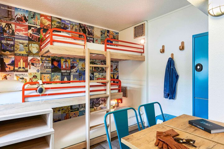 Room 8 of 69