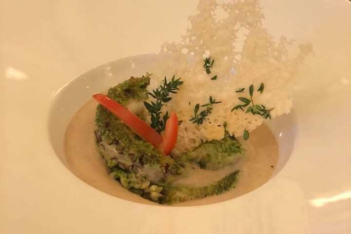 Dining 124 of 140