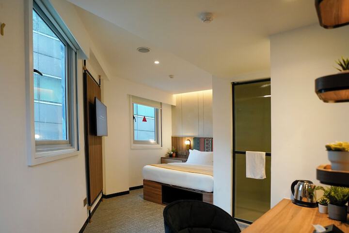 Room 11 of 61