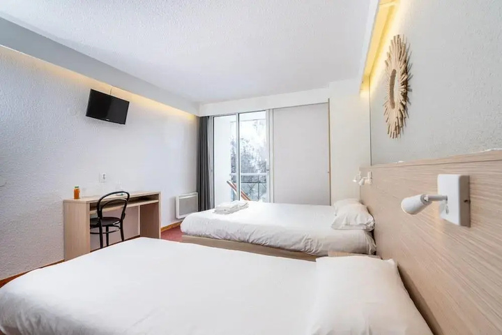 Room 5 of 21