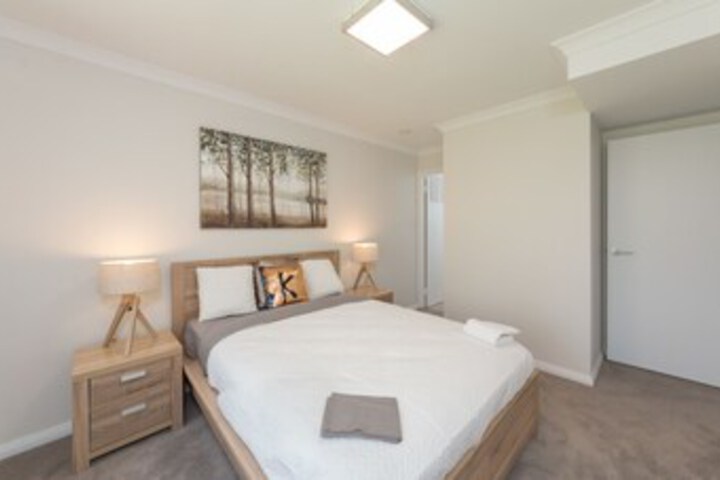 Room 2 of 12
