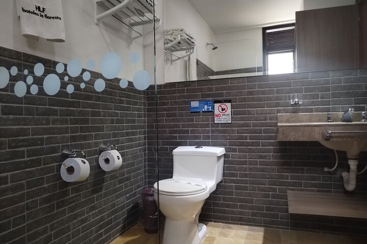 Room 51 of 91