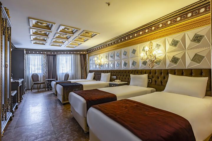 Room 12 of 86