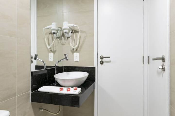 Room 46 of 75