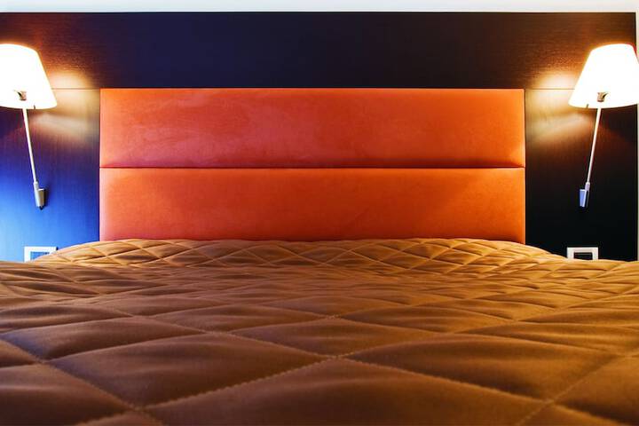 Room 5 of 46