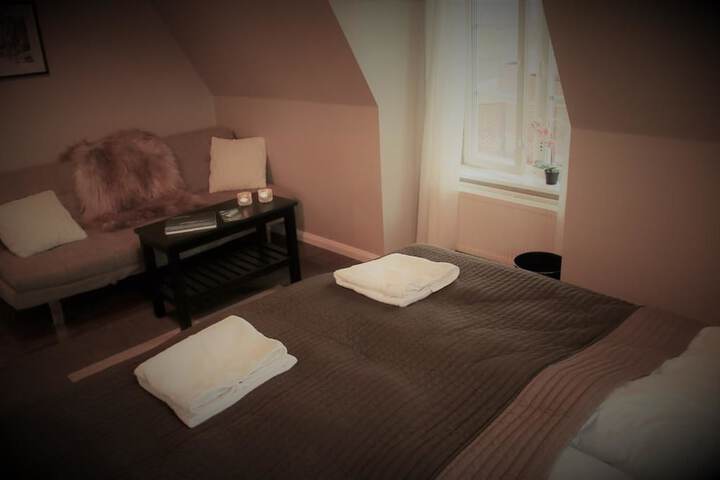 Room 8 of 47