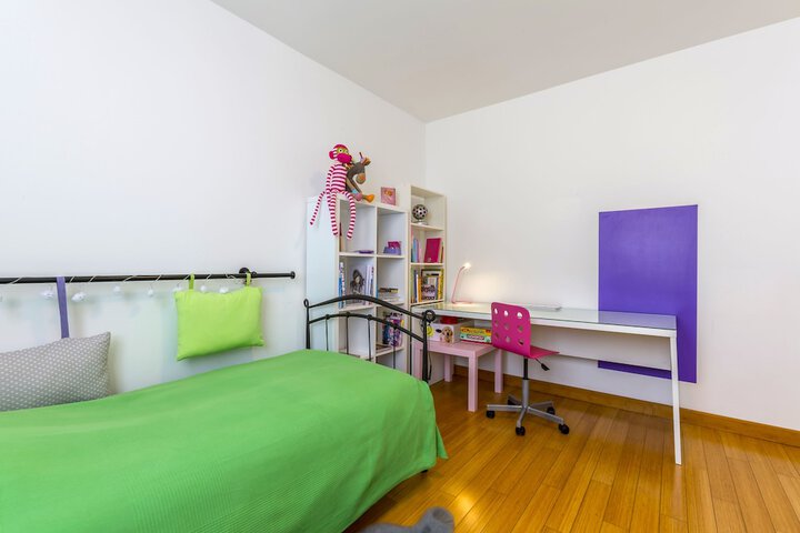 Room 65 of 180