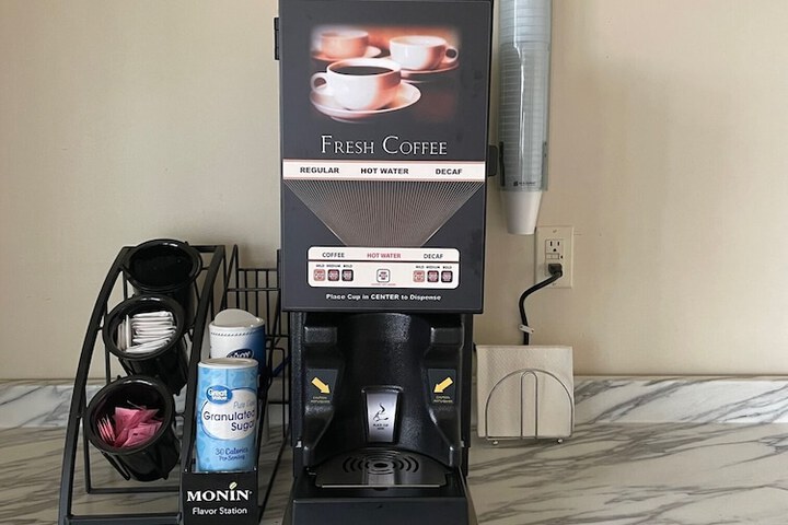 Hotel Interior 4 of 29