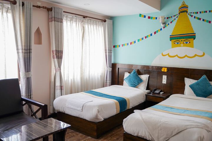 Room 6 of 35