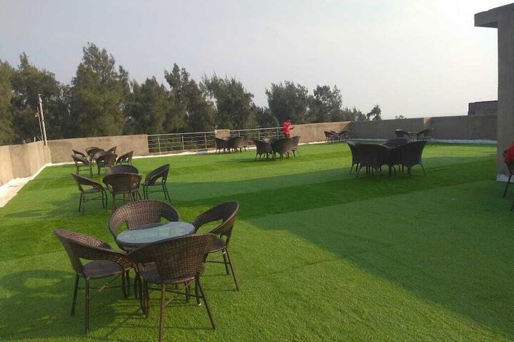 Terrace/Patio 22 of 23
