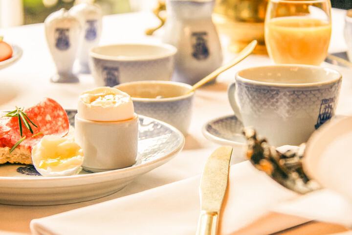 Breakfast/Coffee Service 31 of 41