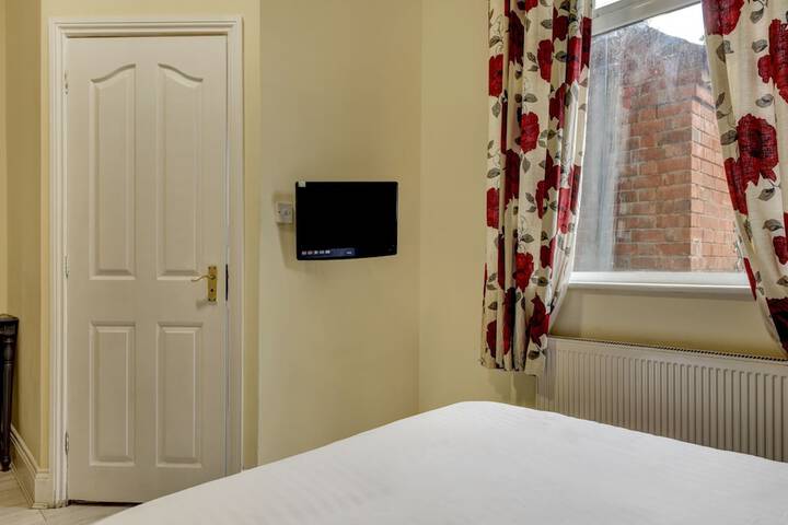 Room 22 of 61