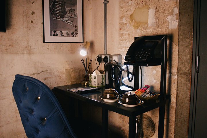 Room 43 of 84