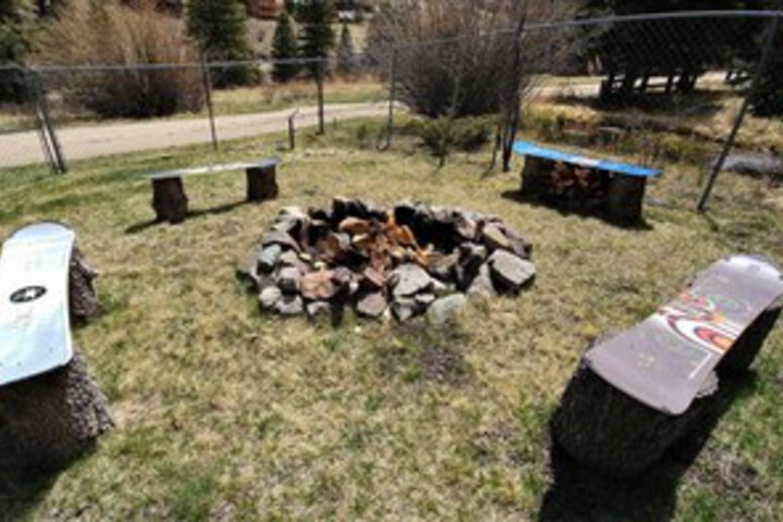 Property Grounds 21 of 31