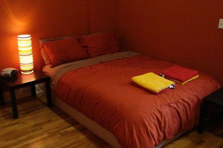 Room 2 of 31